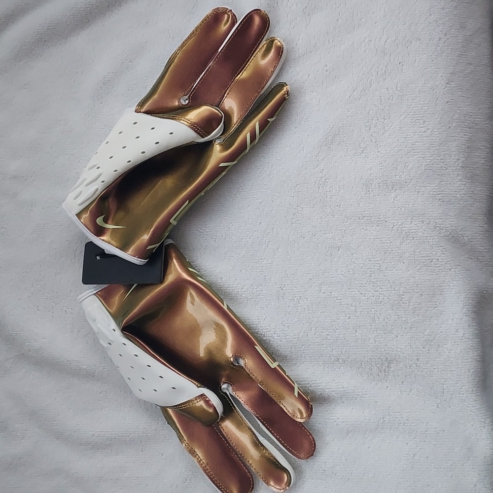 Men's Nike Vapor Jet 7.0 Football Gloves White/Gold Size Medium - Picture 2 of 3